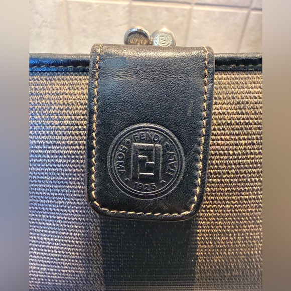 Fendi Pequin Striped Kisslock Wallet - Picture 4 of 14